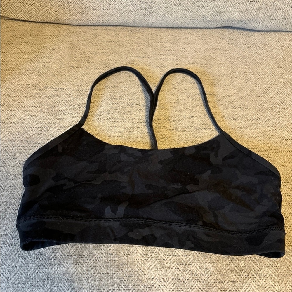 Lululemon Flow Y Bra 10